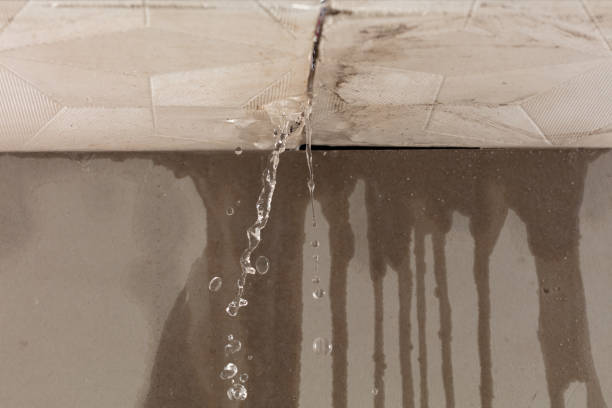 Professional Water Extraction technician working in McGregor, TX